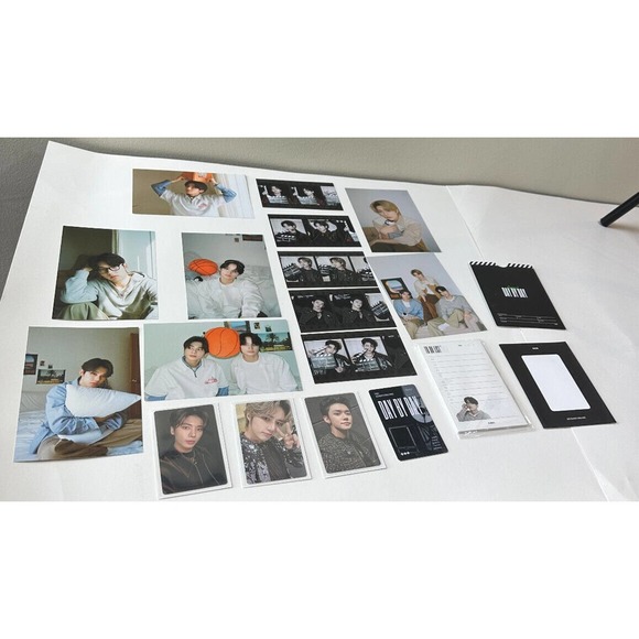 *Incomplete* TXT TOMORROW X TOGETHER 2023 Season's Greetings DAY BY DAY K-POP - Picture 8 of 13